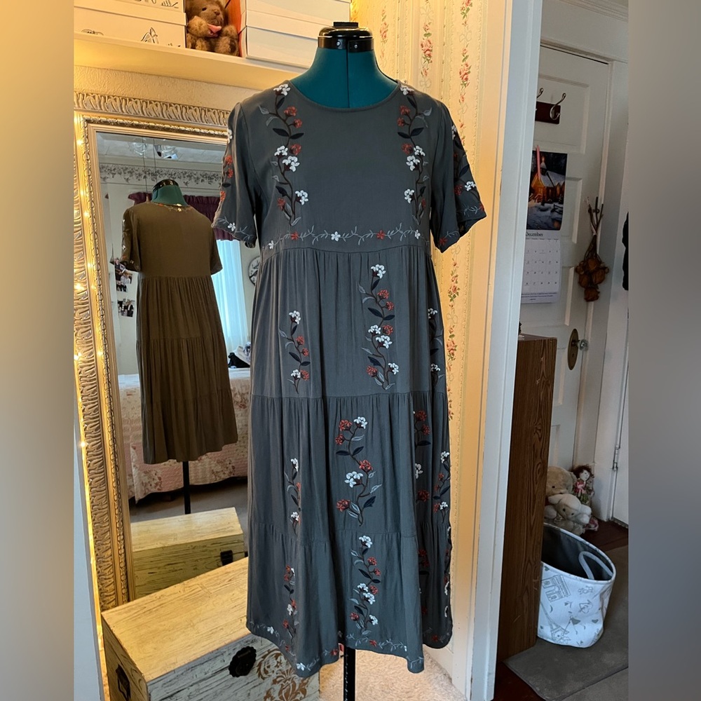 Embroidered Tiered Midi Dress